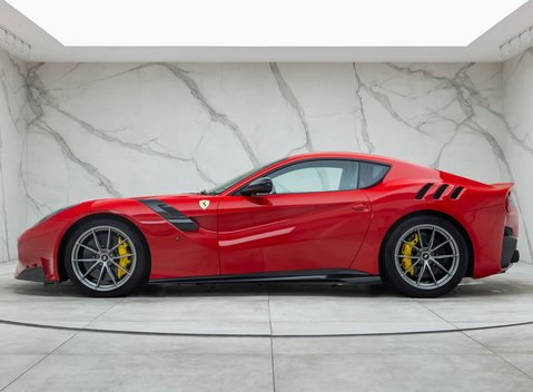 Ferrari F12 TDF 5