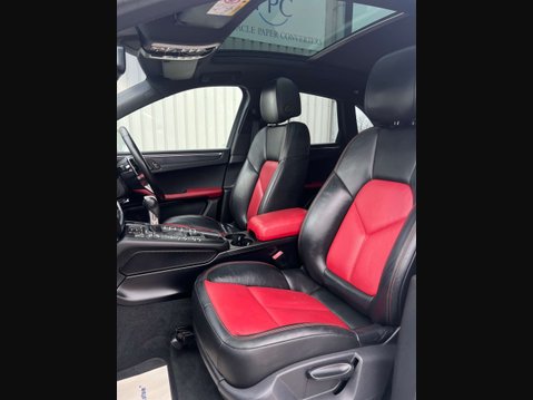 Porsche Macan 2.0T SUV 5dr Petrol PDK 4WD Euro 6 (s/s) (237 ps) 16