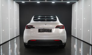 Tesla Model Y RWD One Owner GROK AI Adaptive LEDs Heated Steering Wheel and Seats VAT Q 5