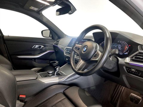 BMW 3 Series 2.0 320i M Sport Saloon 4dr Petrol Auto Euro 6 (s/s) (184 ps) 1 Owner - Se 12