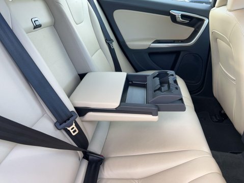 Volvo V60 2.0 D4 Lux Nav Auto Euro 6 (s/s) 5dr 65