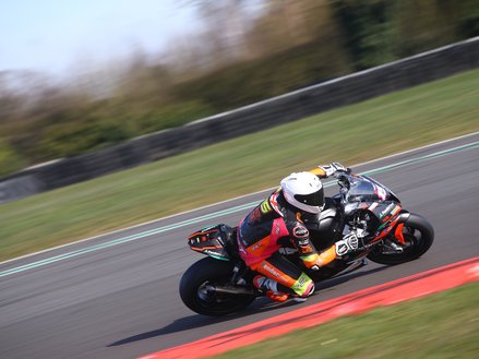 Snetterton Sets the Standard – DART Motorsport Power Cup Season Starts Strong