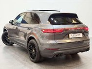 Porsche Cayenne 3.0T V6 GPF SUV 5dr Petrol TiptronicS 4WD Euro 6 (s/s) (340 ps) 24