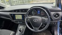 Toyota Auris 1.8 VVT-h Business Edition Hatchback 5dr Petrol Hybrid CVT Euro 6 (s/s) (Sa 26