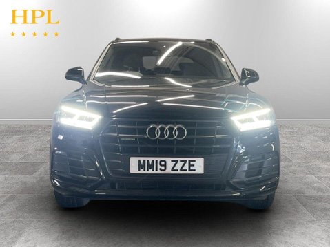Audi Q5 2.0 TDI 40 Black Edition SUV 5dr Diesel S Tronic quattro Euro 6 (s/s) (190 2