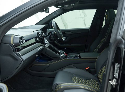 Lamborghini Urus 15