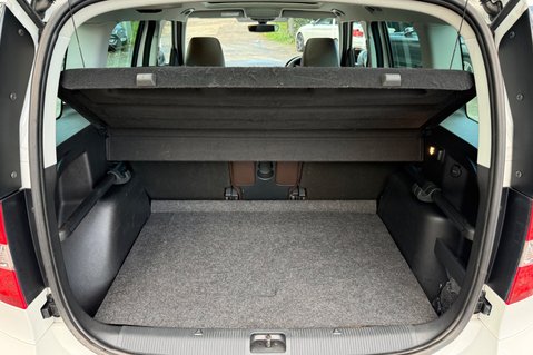 Skoda Yeti Outdoor LAURIN AND KLEMENT TDI DSG - RARE CAR - PAN ROOF -APPLE CARPLAY -8 SERVICES 51