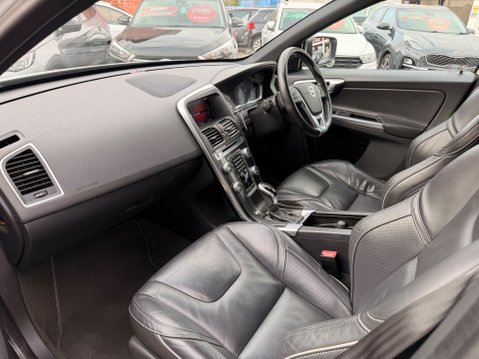 Volvo XC60 D4 R-DESIGN LUX NAV AWD 9