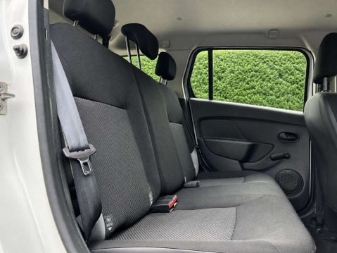 Dacia Logan 1.2 Ambiance Estate 5dr Petrol Manual Euro 6 (75 ps) 14