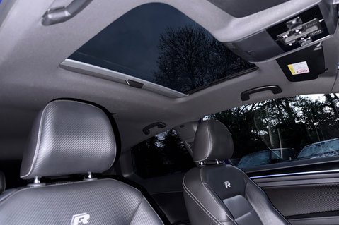 Volkswagen Golf R TSI DSG -DEMO +1 OWNER -AKRAPOVIC-EVERY EXTRA -PAN ROOF-PRO NAV-PRETORIAS 52