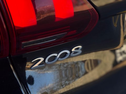 Peugeot 2008 1.2 PureTech Allure Euro 6 5dr 41