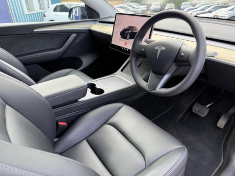 Tesla Model Y SUV 5dr Electric Auto RWD (346 ps) 3