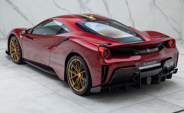 Ferrari 488 Pista 12