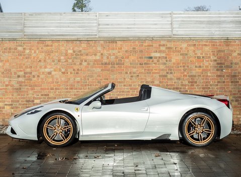 Ferrari 458 Speciale Aperta 2