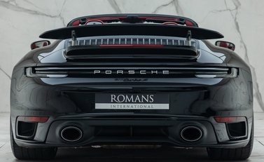 Porsche 911 Turbo S CABRIOLET (992) 11