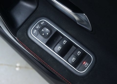 Mercedes-Benz A Class 1.3 A 200 AMG Line Exeutive Auto 5dr 40
