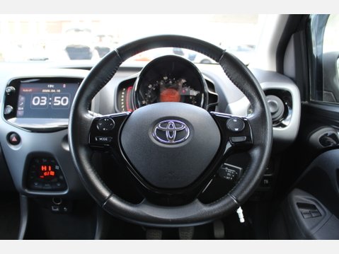 Toyota Aygo VVT-I X-TREND 7