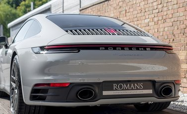 Porsche 911 (992) Carrera 4S 28