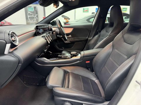 Mercedes-Benz A Class 2.0 A35 AMG (Premium) Hatchback 5dr Petrol SpdS DCT 4MATIC Euro 6 (s/s) (30 30