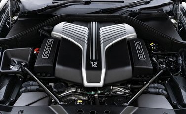 Rolls-Royce Dawn 26