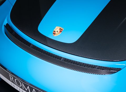 Porsche 911 GT2 RS Weissach (991) 32
