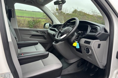 Volkswagen Transporter T32 150 ps Tdi Single Cab Tipper 17