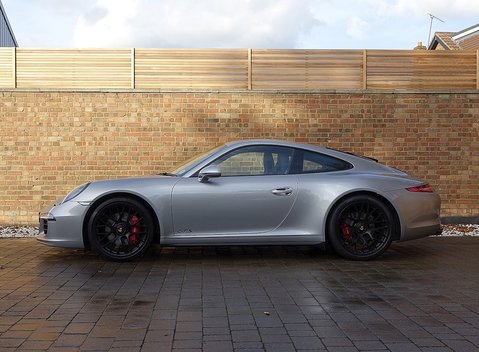 Porsche 911 (991) Carrera GTS 5