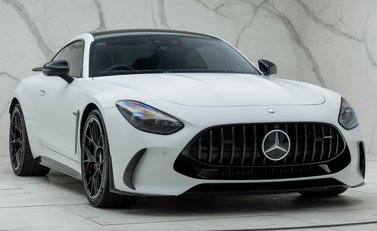 Mercedes-Benz Amg GT 63 Ultimate 9