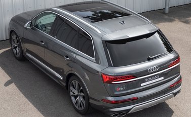 Audi SQ7 9