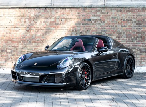 Porsche 911 (991.2) Targa 4 GTS 8