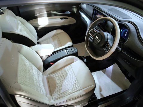 Fiat 500 87kW La Prima 42kWh 3dr Auto 19