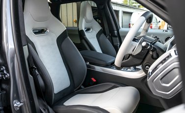 Land Rover Range Rover Sport SVR 12
