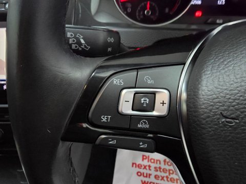 Volkswagen Golf 1.4 TSI SE Nav Euro 6 (s/s) 5dr 34