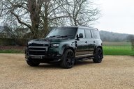 Land Rover Defender 3.0 D300 MHEV X-Dynamic HSE Auto 4WD Euro 6 (s/s) 5dr 10
