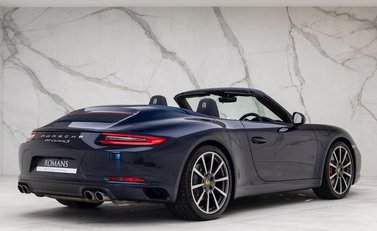 Porsche 911 Carrera S Cabriolet (991.2) 10