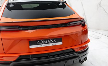 Lamborghini Urus PERFORMANTE 44