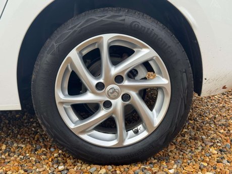 Vauxhall Corsa 1.2 Corsa SRi Nav T 5dr 31