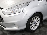 Ford B-Max TITANIUM NAVIGATOR 31