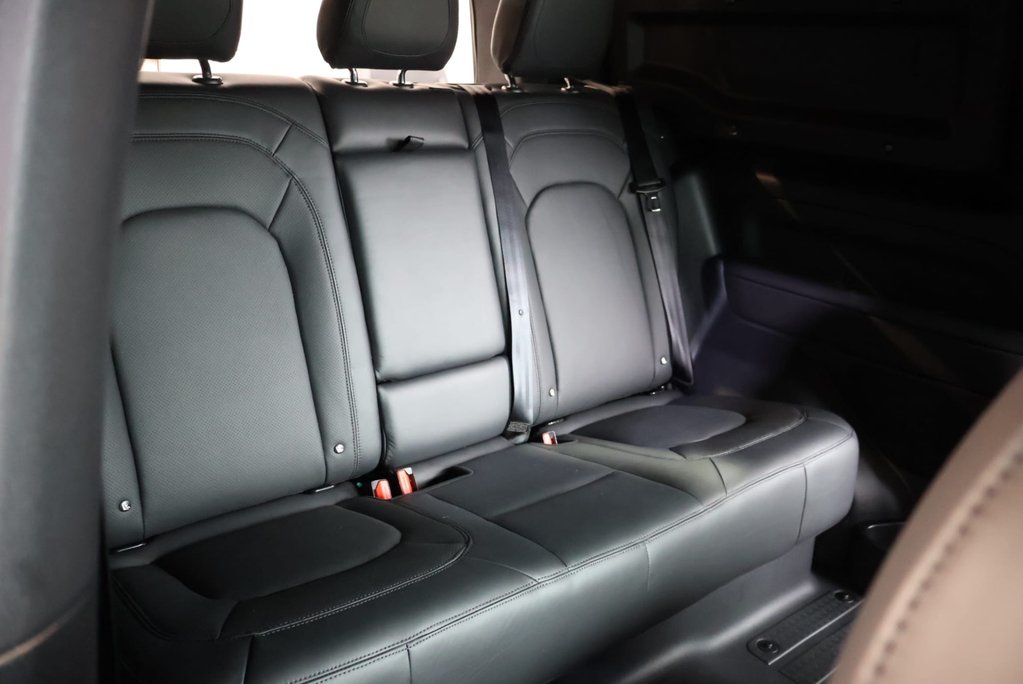 Land Rover Defender 90 DEMO  HARD TOP 350  X-DYNAMIC HSE s 20k spend inc genuine rear seat   38