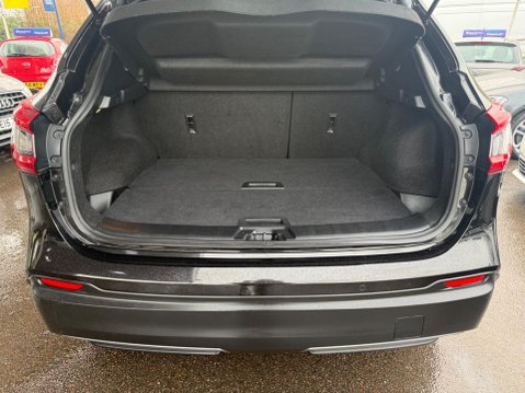 Nissan Qashqai 1.5 dCi N-Connecta Euro 6 (s/s) 5dr 31