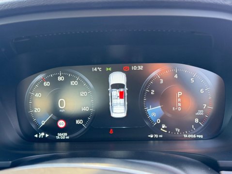 Volvo S90 2.0 T4 Momentum Plus Auto Euro 6 (s/s) 4dr 43