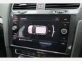 Volkswagen Golf 2.0 Golf SE Nav TDI BlueMotion Technology Semi-Auto 5dr 34
