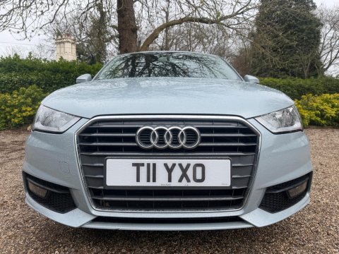Audi A1 1.0 TFSI Sport Euro 6 (s/s) 3dr (Nav) 2