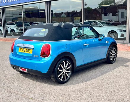 Mini Convertible 1.5 Cooper Exclusive Auto 2dr 8