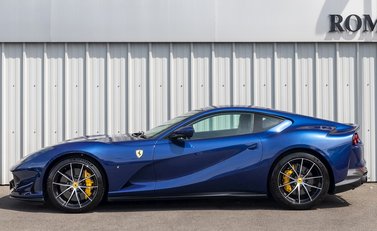 Ferrari 812 Superfast 2