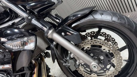 Kawasaki Er ER6 N 2010 ONLY 17K FULL LUGGAGE MOT SEPTEMBER 2027 650CC 12