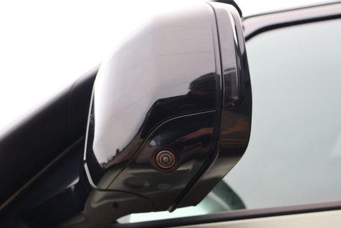 Land Rover Defender 110 P300 SE STYLED BY SEEKER FACTORY MATT FINISH HUGER SPEC  19