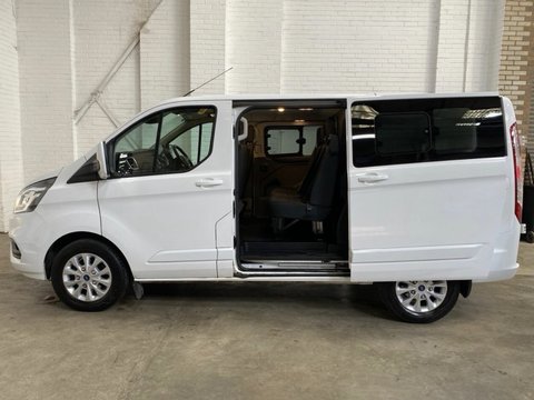 Ford Transit Custom 300 LIMITED DCIV ECOBLUE 12