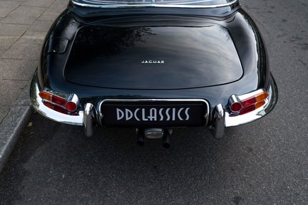 Jaguar E-Type 3.8 Flat Floor Roadster 14