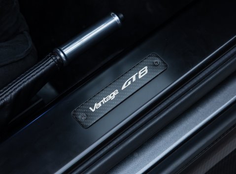Aston Martin Vantage GT8 23